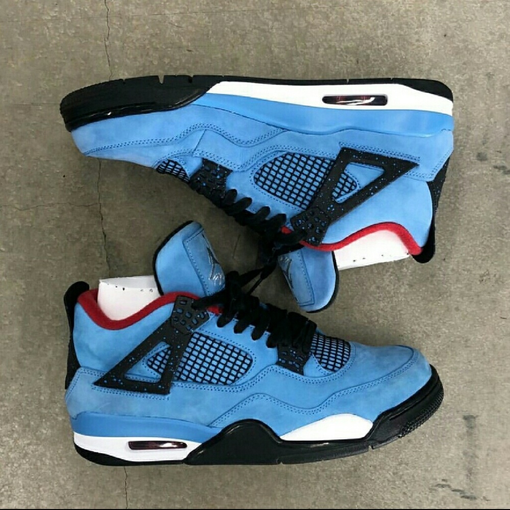 Travis Scotts Retro 4s